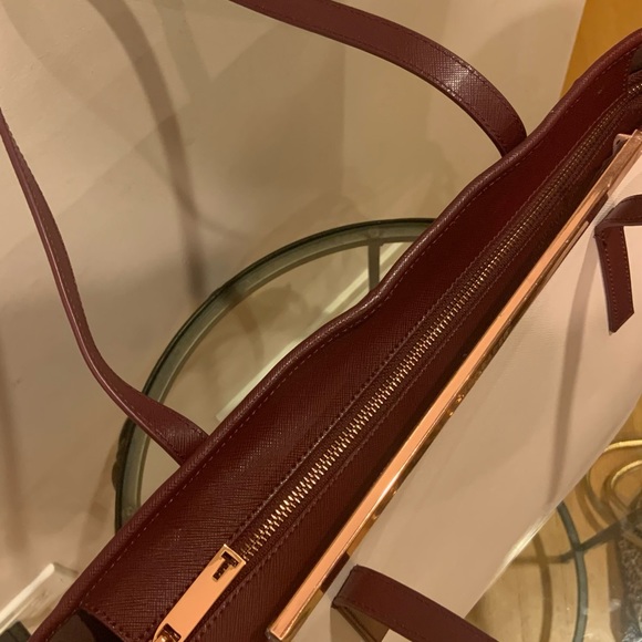 Ted Baker Powder Pink & Maroon Tote with Floral Clip Clutch 🌸 - Picture 7 of 9